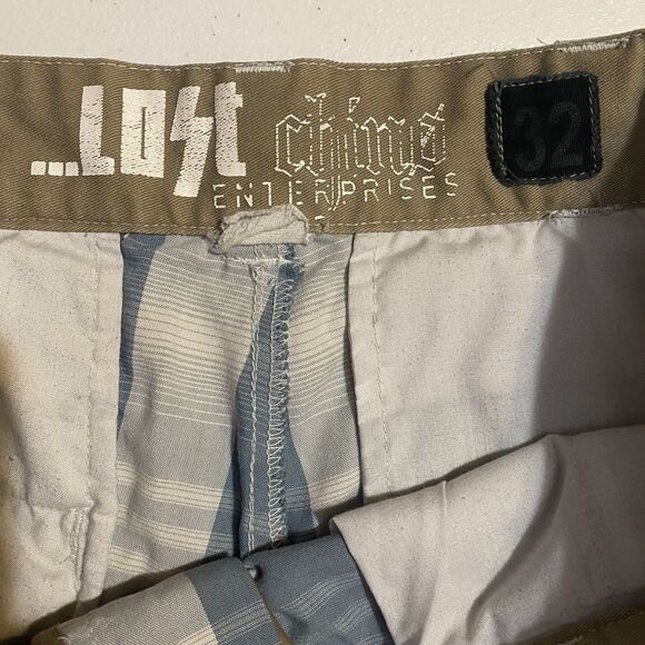 LOST Enterprises Men's Shorts Size 32 Blue Gray Plaid Chino Skate Logo - Picture 3 of 9